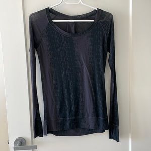 Lululemon long sleeve shirt